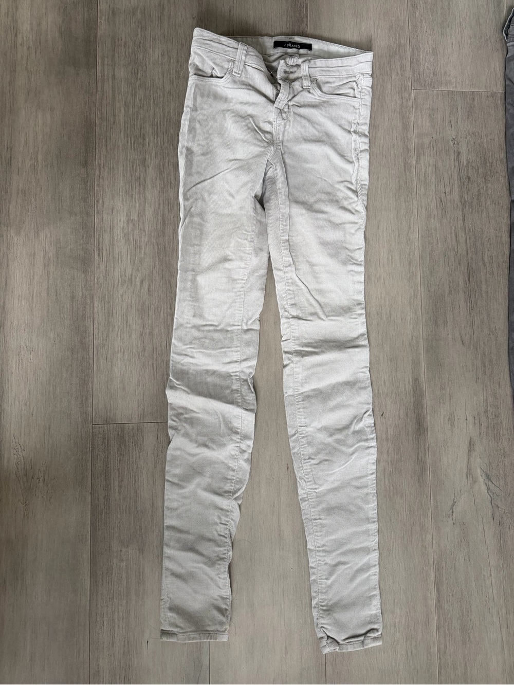 J Brand Women's Skinny Jeans in Light Gray
